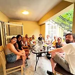 Newborn Hostel Budva